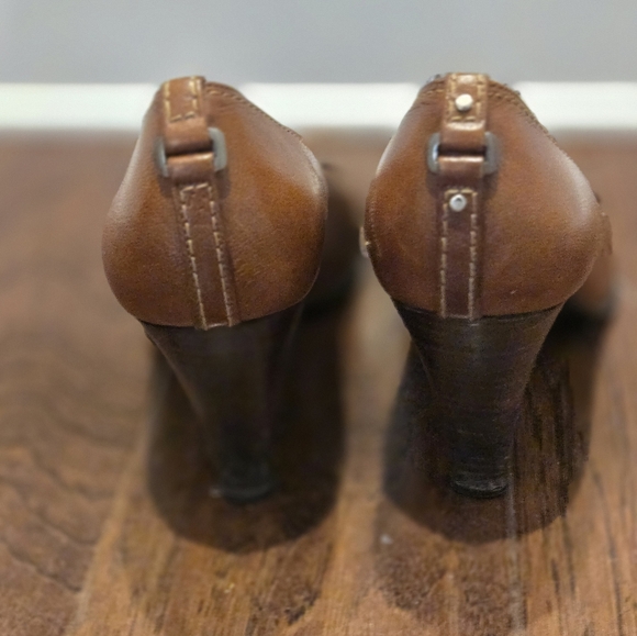 Stuart Weitzman Brown Leather High heel Pumps Shoes Size 9M - Picture 3 of 9